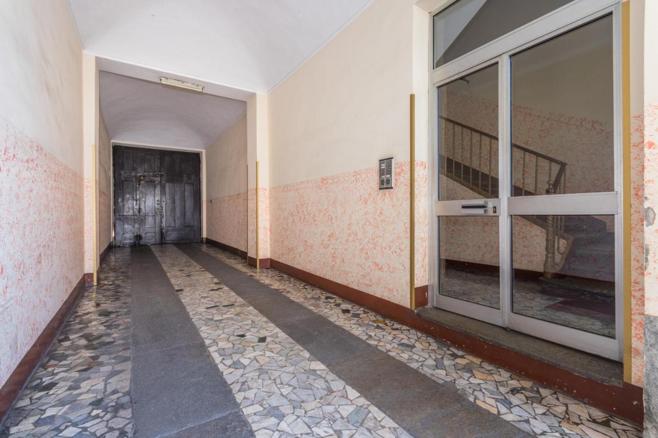 Appartamento In Piazza Adriano In Zona Cenisia Turin Exteriör bild