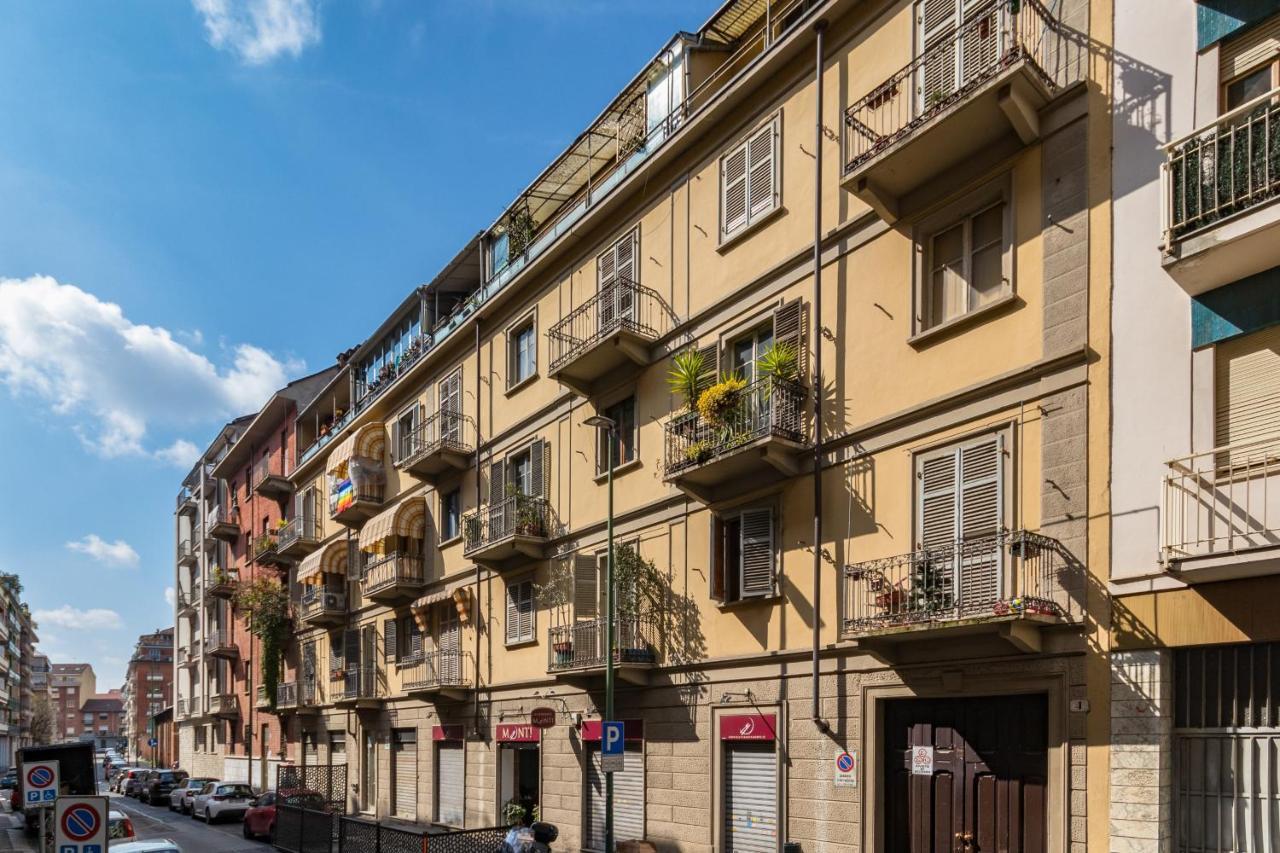 Appartamento In Piazza Adriano In Zona Cenisia Turin Exteriör bild